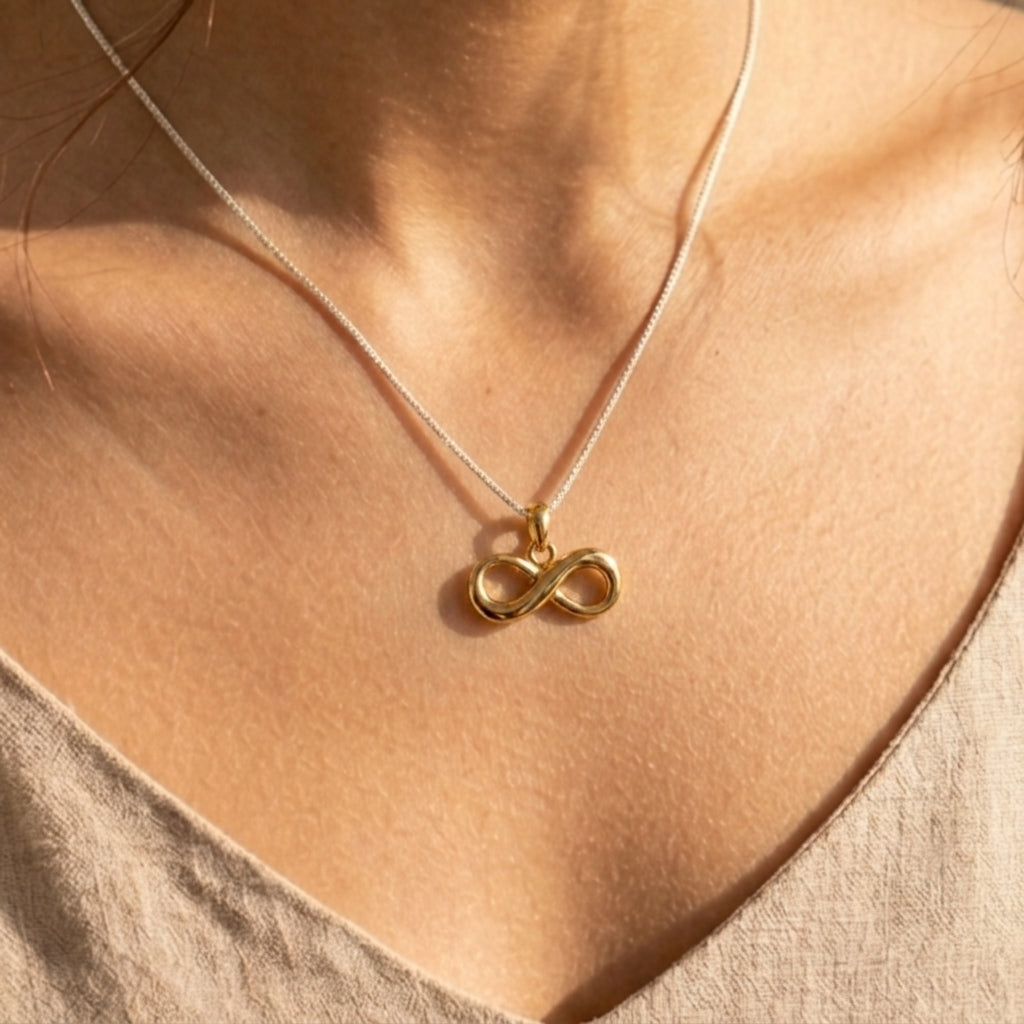 Dije Infinito Oro 18k