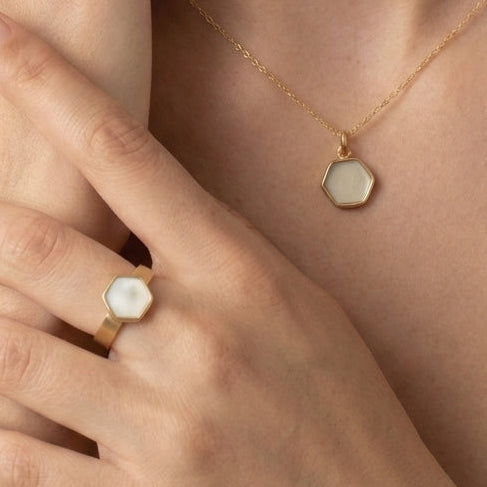 Set Naos (Anillo + Dije) Oro 18k